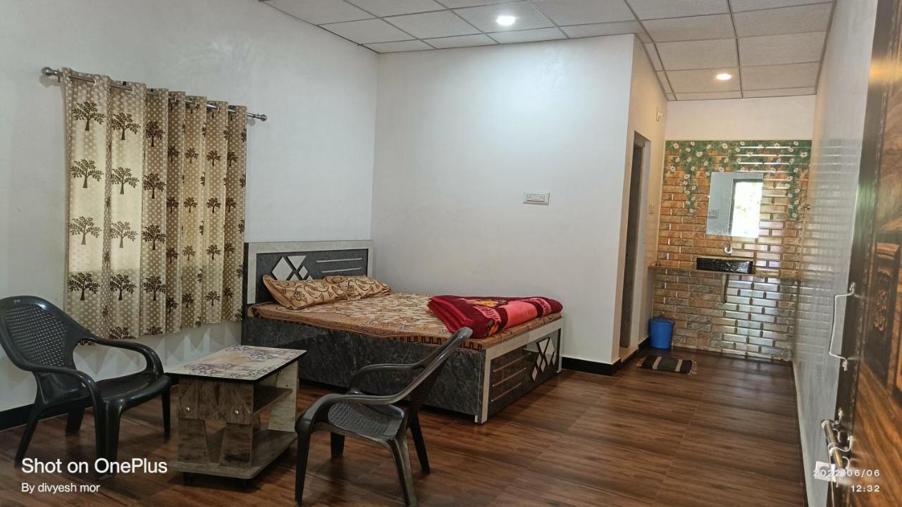 Gir Madhuli Farmhouse Sasan Gir Exterior foto